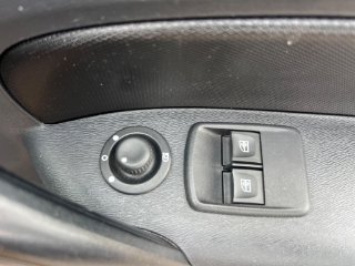 /photos/7587/0c2cde10-66d6-48c6-97f7-e53ab287c0d3_i320x240.jpg