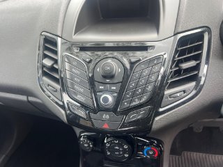 /photos/7587/17c39507-75c7-41c4-a8c3-1d7a5eccf20f_i320x240.jpg