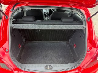 /photos/7587/18ad2477-8818-46c3-93ac-0011888e7260_i320x240.jpg