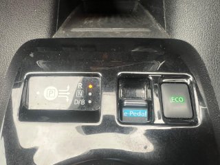 /photos/7587/1fe37e2e-068b-44ec-a3d2-1d27c2b41cb5_i320x240.jpg