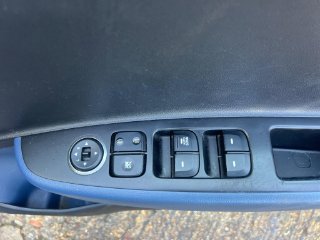 /photos/7587/33c4cd4a-7229-4fde-935e-78ba41552885_i320x240.jpg