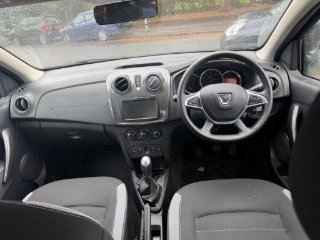 /photos/7587/8d87ba74-1e62-4cf2-a608-c9580006e372_i320x240.jpg