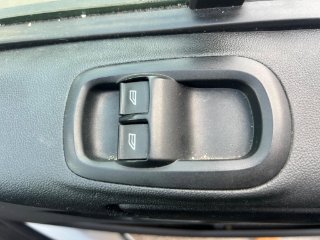 /photos/7587/911be5b6-1fb5-4c5d-999e-677ab462f24a_i320x240.jpg