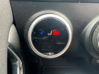 /photos/7587/e138d9d3-3b16-46c0-b26c-04aaac2c5d68_i320x240.jpg