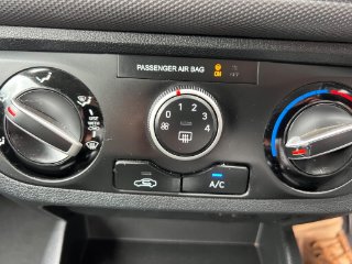 /photos/7587/e62927f6-90cc-4dae-8ce6-ee09912a2feb_i320x240.jpg