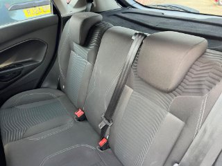 /photos/7587/e6a76e2a-edb0-4597-95b2-8e312fc13f57_i320x240.jpg