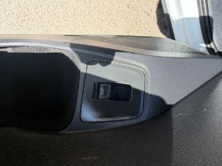 /photos/7587/e93cf0ae-db90-44cb-abfc-308ea0c7c1dc_i320x240.jpg