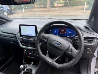 /photos/7587/fe4ddd18-3734-4f66-b55b-453457640bfa_i320x240.jpg